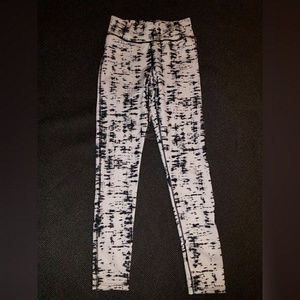 Black and white Leggings